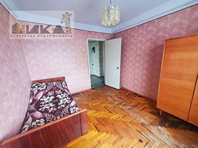 Новгородская ул.