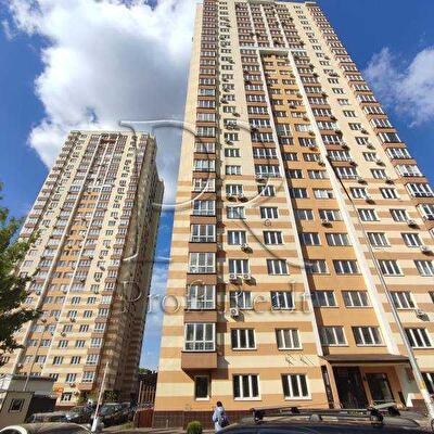 Київ, Краківська вул., 27