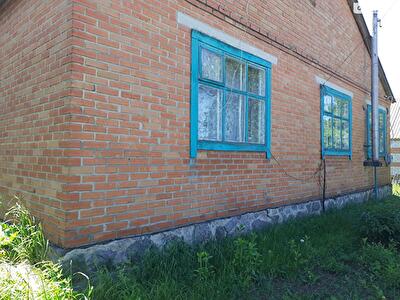 Новосанжарский район, пгт Новые Санжары, Миру вулиця