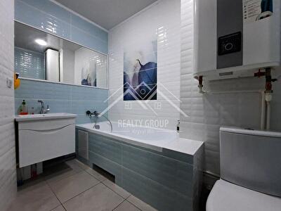 Днепропетровская обл., Криворожский район, г. Кривой рог, Ватутина ул., 41