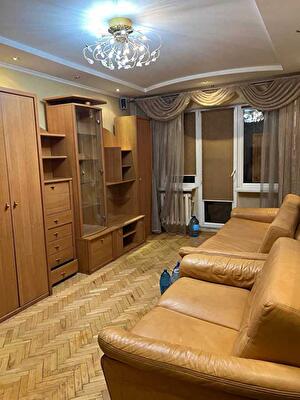 Киев, Любомира Гузара просп., 22