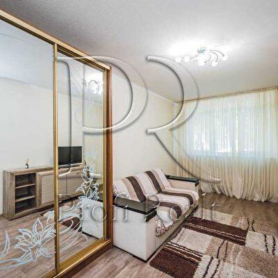 Воскресенська вул., 16Г