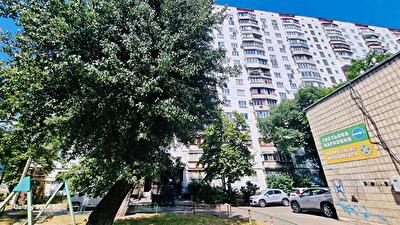 Киев, Полярная ул., 3