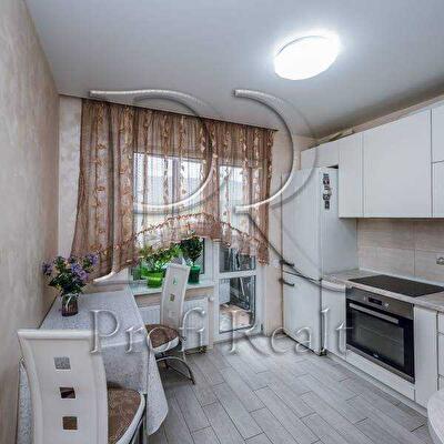 Киев, Стеценко ул., 75Г