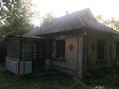 Хмельницька обл., Деражнянський район, смт Вовковинці, молодіжна 27