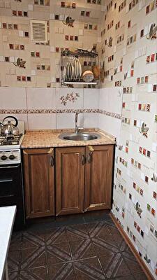 Київ, Космонавта Волкова вул., 24