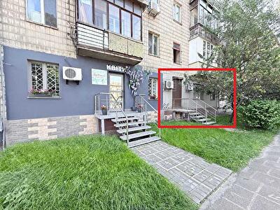 Соборності просп., 7
