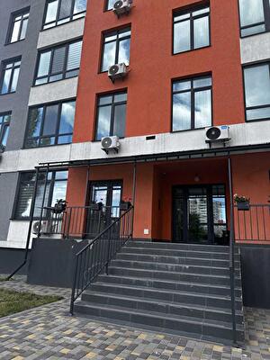 Київ, Миколи Гулака вул., 2А