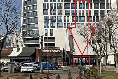 Київ, Перемоги просп., 11