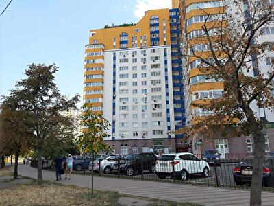Павла Тичини просп., 16/2