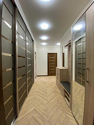 Киев, Федора Кричевского ул., Ернста, 16а