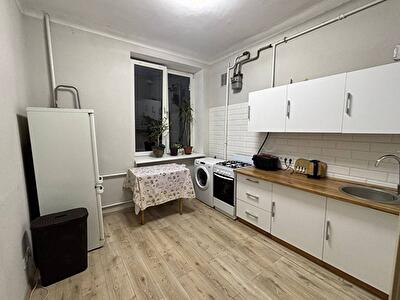 Киев, Воздухофлотский просп., 20/1
