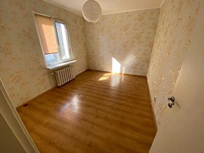 Киев, Драгоманова ул., 1Б