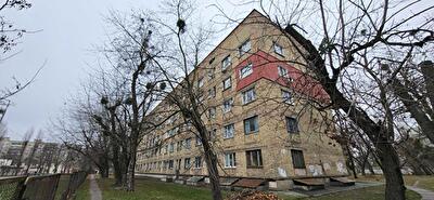 Братиславська вул., 30А