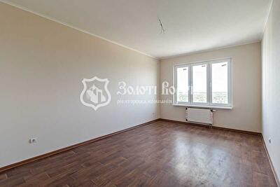 Київ, Ревуцького вул., 54б