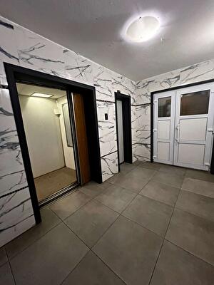 Київ, Пантелеймона Куліша вул., 15