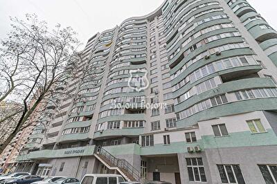 Київ, Харківське шосе, 15а