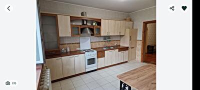 Киев, Вишняковская ул., 9