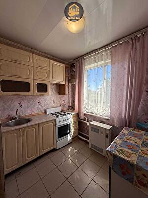 Києво-Святошинський район, с. Бузова, Центральна, 15