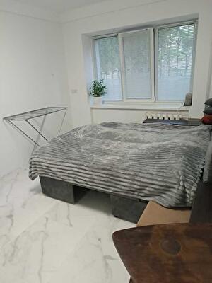 Киев, Братиславская ул., 4