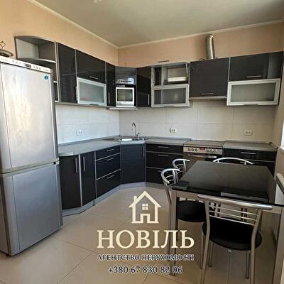 Василия Касияна ул., 2/1