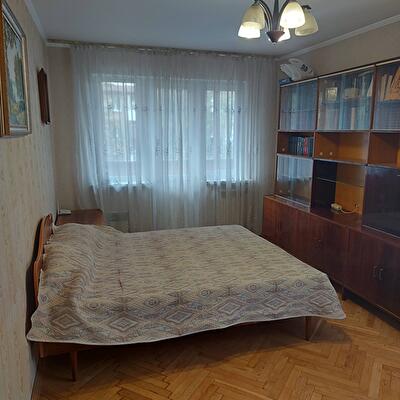 Новгородская ул., 11