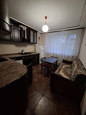 Академика Белецкого ул., 10