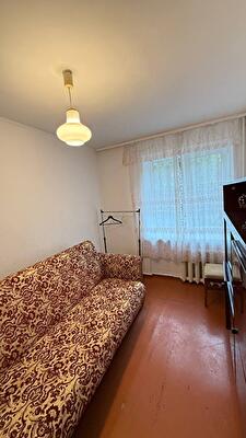 Ровно, Королева ул., 8