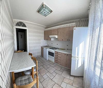 Киев, Дегтяревская ул., 14