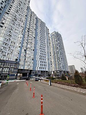 Киев, Соборности просп.