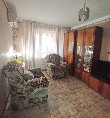 Профессора Толока ул., 19
