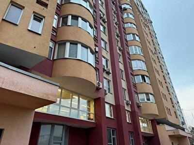 Київ, Федора Кричевського вул., Ернста, 16а