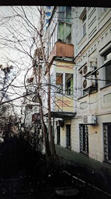 Київ, Володимирська вул., 82А
