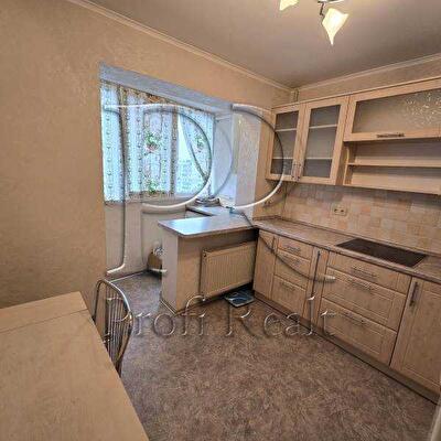 Киев, Героев Днепра ул., 38Г