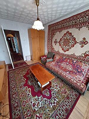 Київ, Старонаводницька вул., 8А