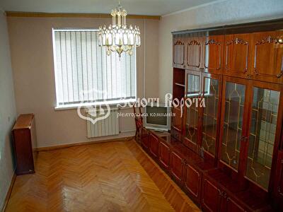 Київ, Героїв Дніпра вул., 40Б