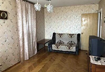 Київ, Жмеринська вул., 16