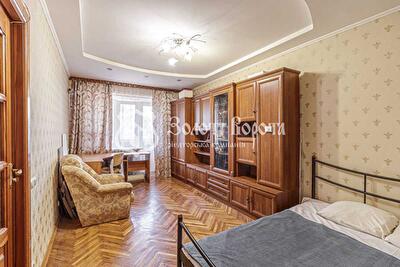 Київ, Академіка Туполєва вул., 4А