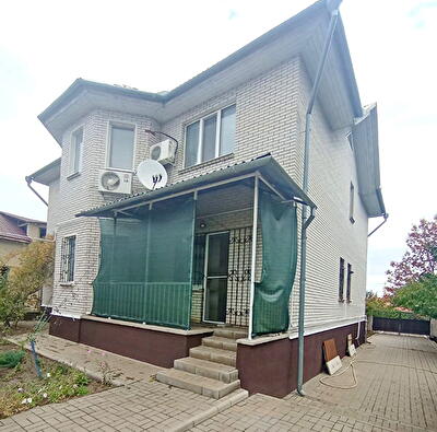 Первомайская (Солнечное) ул.