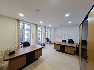 Киев, Воздвиженская ул., 45