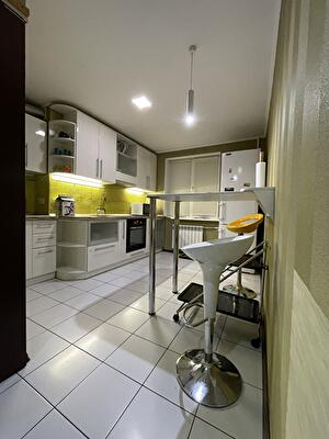 Набережная Победы ул., 130