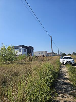 Київська обл., Броварський район, с. Княжичі