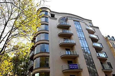 Киев, Ивана Франко ул., 11