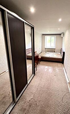 Варненская ул.