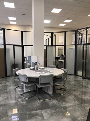 Миколи Бажана просп., 17