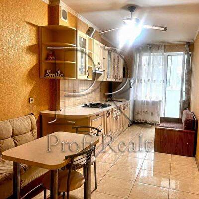 г. Борисполь, Бабкина пер., 6