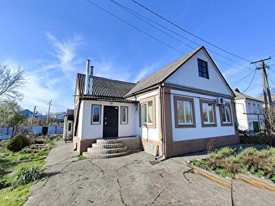 Днепровский район, г. Подгородное, Озерная ул., 3, набережный проулок, 17