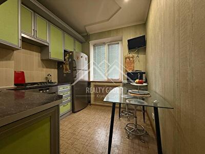 Дніпропетровська обл., Криворізький район, м. Кривий ріг, Індустріальна вул.