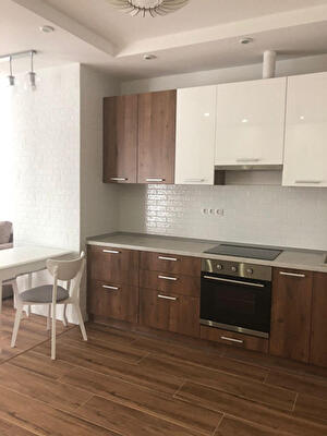 Київ, Тбіліський пров., 1/26