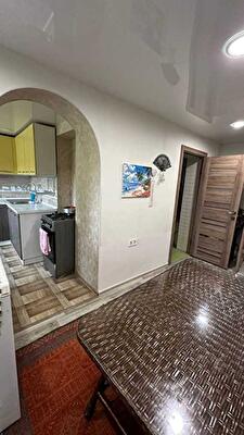 Дніпро, Маковського пров.